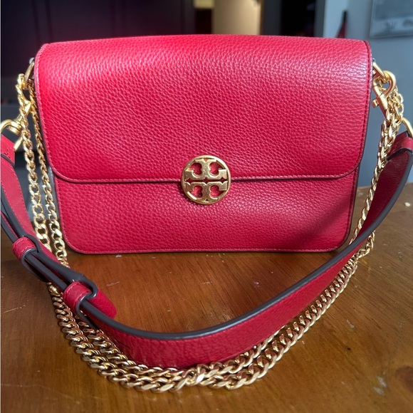 Tory Burch Handbags - NEW Tory Burch leather  shoulder bag / Red